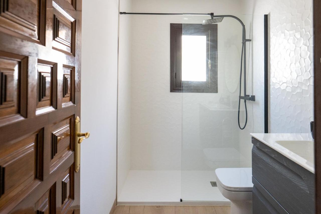 ורה Lovely 1- Bedroom Rental With Pool, Close To The Beach מראה חיצוני תמונה