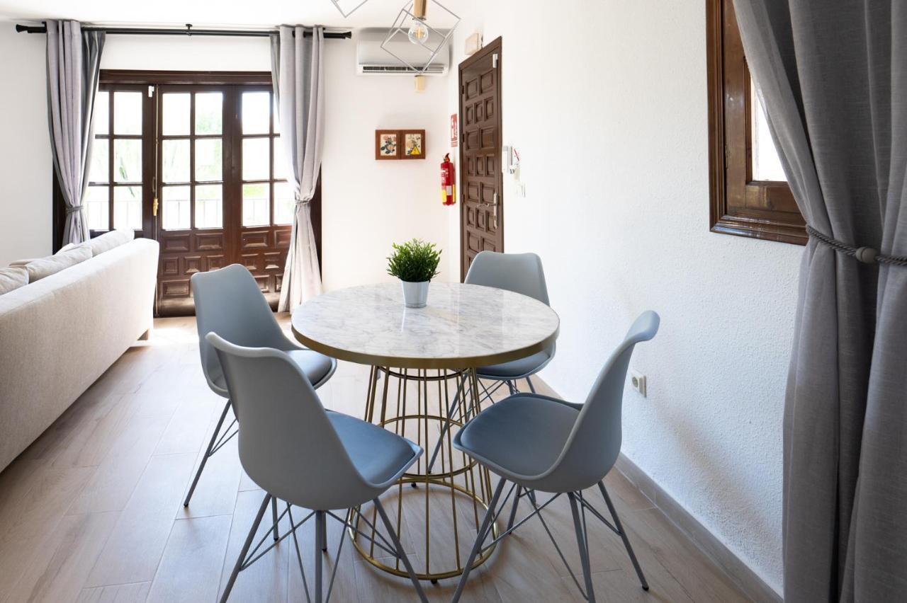 ורה Lovely 1- Bedroom Rental With Pool, Close To The Beach מראה חיצוני תמונה